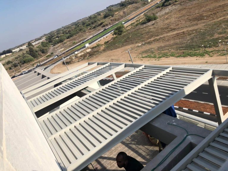 פרגולות חשמליות מאלומיניום